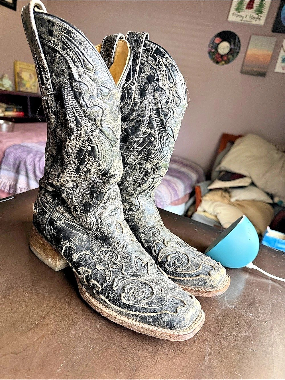 Corral Western embroidered cowboy boots Embroidered Western Boots US 8 1/2M